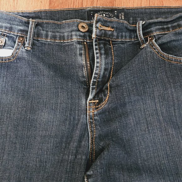 Lucky Brand Medium Blue Wash Sweet'n'Low Jeans Size 32/14 - Picture 2 of 6